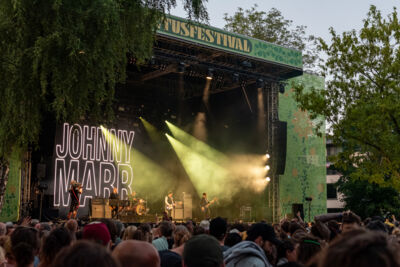 Johnny Marr @ Cactusfestival, foto 20, foto's door Bart Janssens - FrontView Magazine