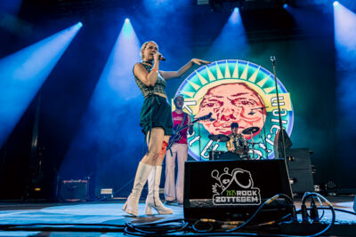Kaat Van Stralen @ Rock Zottegem, picture 7, photographed by Peter Smet - FrontView Magazine