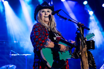 Melissa Etheridge @ Sjock, picture 12, photographed by David Johnson - FrontView Magazine