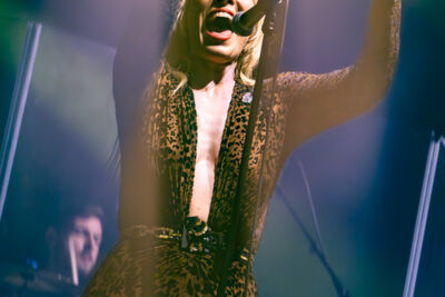 Natasha Beddingfield @ Bospop, foto 9, foto's door Dorien Goetschalckx - FrontView Magazine