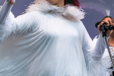 Sylvie Kreusch @ Cactusfestival, picture 6, photographed by Bart Janssens - FrontView Magazine