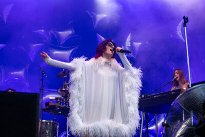 Sylvie Kreusch @ Cactusfestival, picture 11, photographed by Bart Janssens - FrontView Magazine