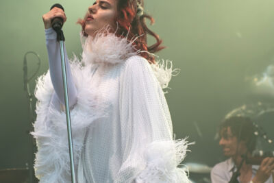 Sylvie Kreusch @ Cactusfestival, picture 12, photographed by Bart Janssens - FrontView Magazine