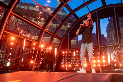 Willy Sommers @ Vlaanderen Feest - Antwerpen, picture 16, photographed by Dimitri Vanlommel - FrontView Magazine