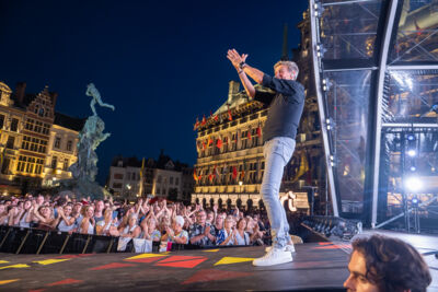 Willy Sommers @ Vlaanderen Feest - Antwerpen, picture 26, photographed by Dimitri Vanlommel - FrontView Magazine