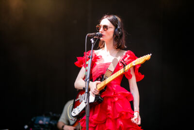 King Hannah @ Cactus festival, foto 4, foto's door Anais Callens - FrontView Magazine