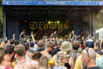 The Drowns @ Sjock, picture 16, photographed by David Johnson - FrontView Magazine