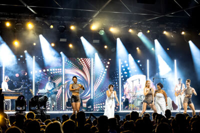 Natalia 20 Years Greatest Hits Tour 2025 @ OLT Rivierenhof, picture 40, photographed by Marc Verdonck - FrontView Magazine