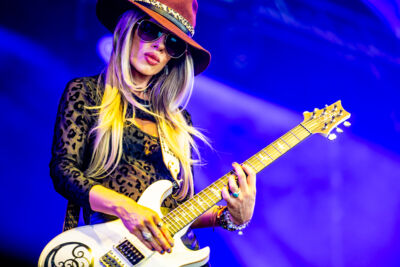 Orianthi @ Bospop, foto 10, foto's door Dorien Goetschalckx - FrontView Magazine
