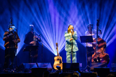 Chantal Acda & The North Sea Drifters @ Gent Jazz, picture 15, photographed by Jürgen Bruynooghe - FrontView Magazine