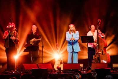 Chantal Acda & The North Sea Drifters @ Gent Jazz, picture 19, photographed by Jürgen Bruynooghe - FrontView Magazine