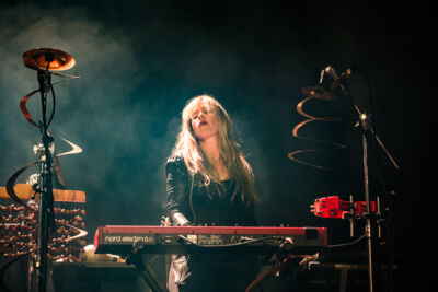 Anna Calvi @ Gent Jazz, foto 15, foto's door Jürgen Bruynooghe - FrontView Magazine