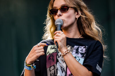 Alice Mae @ Beleuvenissen, picture 10, photographed by Jürgen Bruynooghe - FrontView Magazine