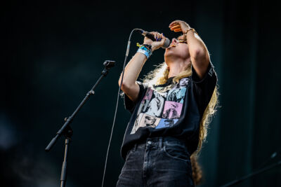 Alice Mae @ Beleuvenissen, picture 16, photographed by Jürgen Bruynooghe - FrontView Magazine