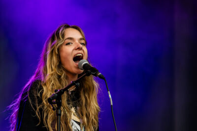 Alice Mae @ Beleuvenissen, picture 34, photographed by Jürgen Bruynooghe - FrontView Magazine