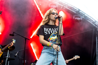 Alica Mae @ Beach Festival Nieuwpoort 2025, picture 1, photographed by Marc Verdonck - FrontView Magazine