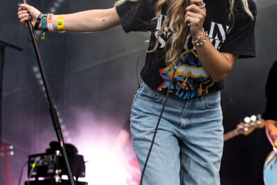 Alica Mae @ Beach Festival Nieuwpoort 2025, picture 5, photographed by Marc Verdonck - FrontView Magazine