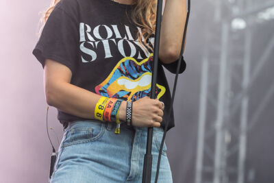 Alica Mae @ Beach Festival Nieuwpoort 2025, picture 11, photographed by Marc Verdonck - FrontView Magazine