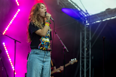 Alica Mae @ Beach Festival Nieuwpoort 2025, picture 14, photographed by Marc Verdonck - FrontView Magazine