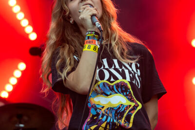 Alica Mae @ Beach Festival Nieuwpoort 2025, picture 16, photographed by Marc Verdonck - FrontView Magazine