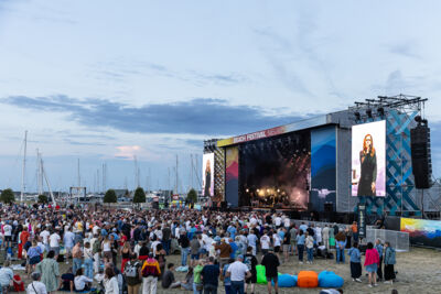 Alsion Moyet @ Beach Festival Nieuwpoort 2025, picture 19, photographed by Marc Verdonck - FrontView Magazine