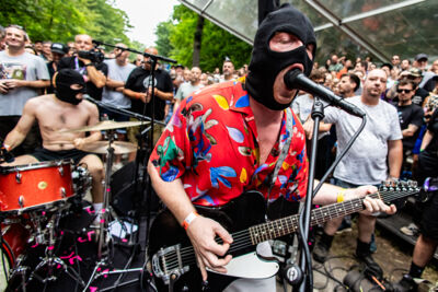 Equal Idiots @ Rock Herk, picture 5, photographed by Dorien Goetschalckx - FrontView Magazine