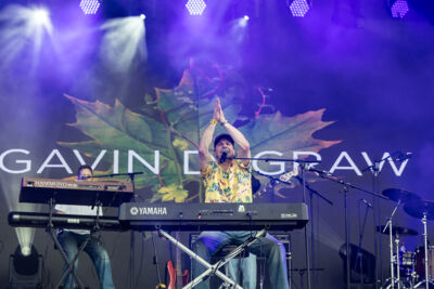 Gavin Degraw @ Beach Festival Nieuwpoort 2025, picture 16, photographed by Marc Verdonck - FrontView Magazine