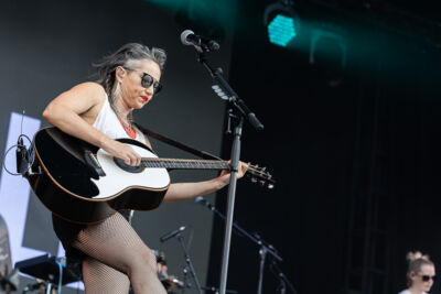 KT Tunstall @ Beach Festival Nieuwpoort 2025, picture 14, photographed by Marc Verdonck - FrontView Magazine