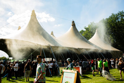 Sfeer @ Rock Herk, picture 2, photographed by Leen Verlinden - FrontView Magazine