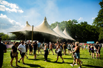 Sfeer @ Rock Herk, picture 3, photographed by Leen Verlinden - FrontView Magazine