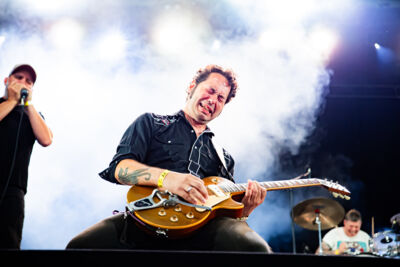 Sha-La-Lees @ Rock Herk, picture 2, photographed by Leen Verlinden - FrontView Magazine