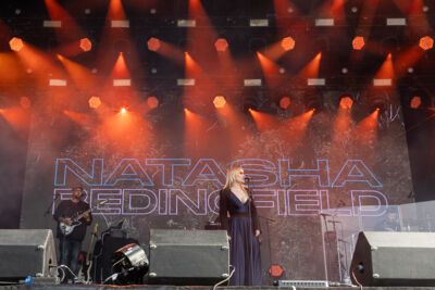 Natasha Bedingfield @ Beach Festival Nieuwpoort 2025, picture 2, photographed by Marc Verdonck - FrontView Magazine