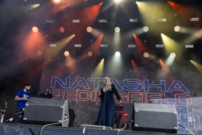 Natasha Bedingfield @ Beach Festival Nieuwpoort 2025, picture 8, photographed by Marc Verdonck - FrontView Magazine