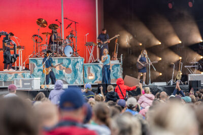 Pommelien Thijs @ Beach Festival Nieuwpoort 2025, picture 38, photographed by Marc Verdonck - FrontView Magazine