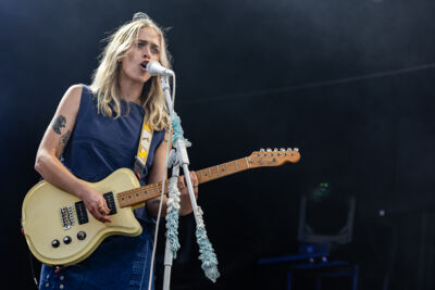 Pommelien Thijs @ Beach Festival Nieuwpoort 2025, picture 39, photographed by Marc Verdonck - FrontView Magazine