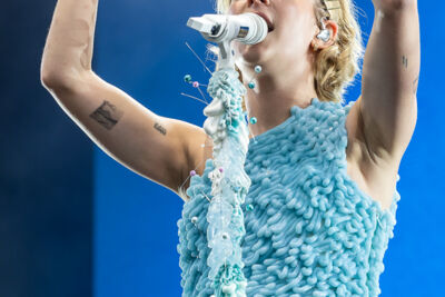 Pommelien Thijs @ Beach Festival Nieuwpoort 2025, picture 44, photographed by Marc Verdonck - FrontView Magazine