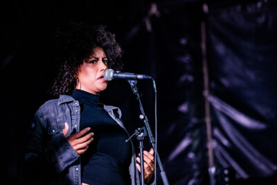 Adja @ Beleuvenissen, picture 1, photographed by Jürgen Bruynooghe - FrontView Magazine