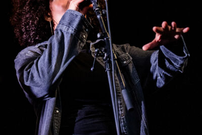 Adja @ Beleuvenissen, picture 9, photographed by Jürgen Bruynooghe - FrontView Magazine