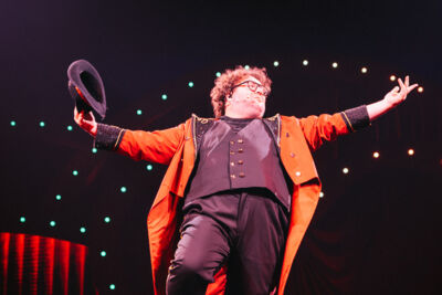 Circus Camille @ Klein Strand Oostende, picture 3, photographed by Sylvie De Meyer - FrontView Magazine