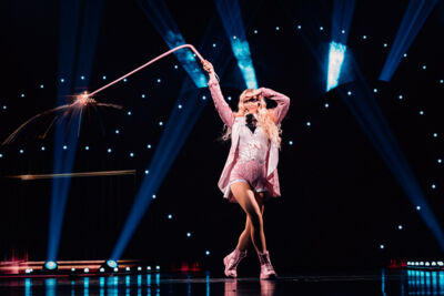 Circus Camille @ Klein Strand Oostende, picture 15, photographed by Sylvie De Meyer - FrontView Magazine