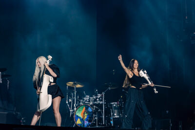 Clean Bandit @ Lokerse Feesten, foto 1, foto's door Peter Smet - FrontView Magazine