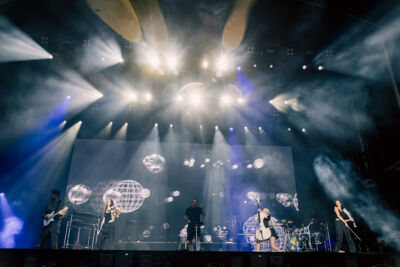 Clean Bandit @ Lokerse Feesten, foto 16, foto's door Peter Smet - FrontView Magazine