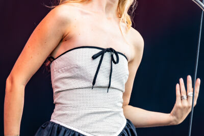 Emma Bale @ Suikerrock, foto 7, foto's door Dorien Goetschalckx - FrontView Magazine
