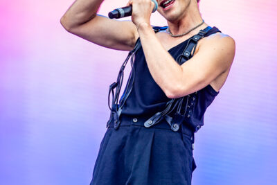 Olly Alexander @ Suikerrock, picture 3, photographed by Dorien Goetschalckx - FrontView Magazine