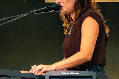 Julie Rains @ AFF, foto 2, foto's door Anoek Houben - FrontView Magazine