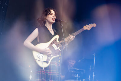Kids With Buns @ Suikerrock, picture 12, photographed by Dorien Goetschalckx - FrontView Magazine