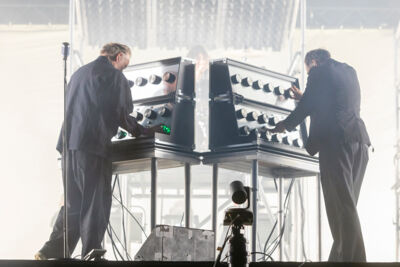 Soulwax @ Lokerse Feesten 2025, foto 10, foto's door Edwin Houdevelt - FrontView Magazine