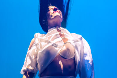 Eefje De Visser @ Lokerse Feesten, picture 7, photographed by Bart Janssens - FrontView Magazine