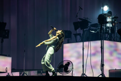 Eefje De Visser @ Lokerse Feesten, picture 25, photographed by Bart Janssens - FrontView Magazine