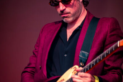 J. Bernardt @ Lokerse Feesten, picture 5, photographed by Bart Janssens - FrontView Magazine